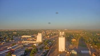 Weather camera view of Garden City Coop Inc - city center.