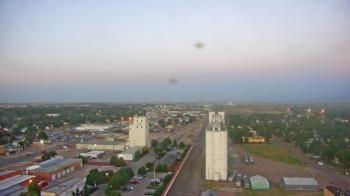 Weather camera view of Garden City Coop Inc - city center.