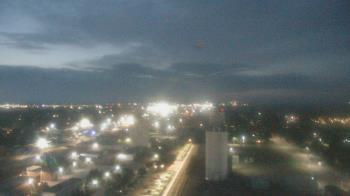 Weather camera view of Garden City Coop Inc - city center.