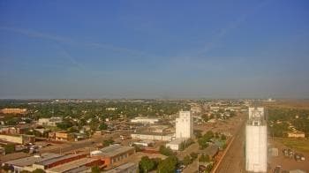 Weather camera view of Garden City Coop Inc - city center.