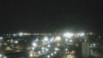 Weather camera view of Garden City Coop Inc - city center.