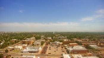 Weather camera view of Garden City Coop Inc - city center.
