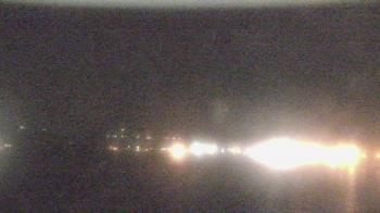 Weather camera view of Wyndham Garden Lake Guntersville.