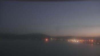 Weather camera view of Wyndham Garden Lake Guntersville.