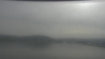Weather camera view of Wyndham Garden Lake Guntersville.