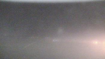 Weather camera view of Wyndham Garden Lake Guntersville.