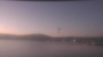 Weather camera view of Wyndham Garden Lake Guntersville.