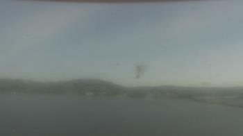 Weather camera view of Wyndham Garden Lake Guntersville.