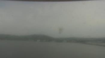 Weather camera view of Wyndham Garden Lake Guntersville.