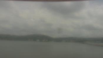 Weather camera view of Wyndham Garden Lake Guntersville.