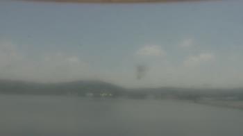 Weather camera view of Wyndham Garden Lake Guntersville.