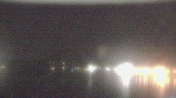 Weather camera view of Wyndham Garden Lake Guntersville.