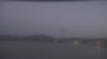 Weather camera view of Wyndham Garden Lake Guntersville.