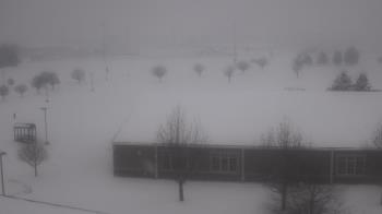 Weather camera view of Greensburg Cmty Schools.