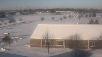 Weather camera view of Greensburg Cmty Schools.