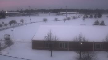 Weather camera view of Greensburg Cmty Schools.