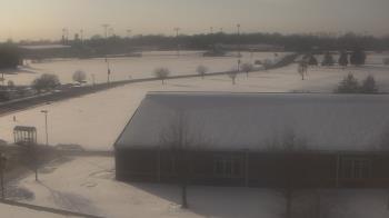 Weather camera view of Greensburg Cmty Schools.