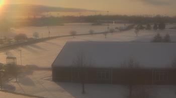 Weather camera view of Greensburg Cmty Schools.