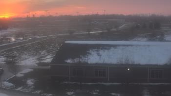 Weather camera view of Greensburg Cmty Schools.