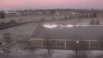 Weather camera view of Greensburg Cmty Schools.