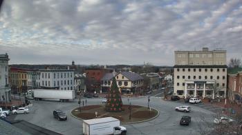 Weather camera view of Blue and Gray Bar and Grill.
