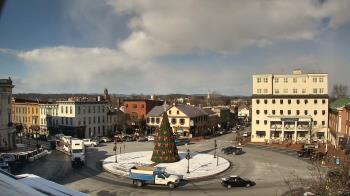 Weather camera view of Blue and Gray Bar and Grill.