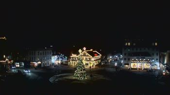 Weather camera view of Blue and Gray Bar and Grill.