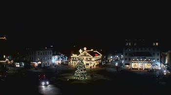 Weather camera view of Blue and Gray Bar and Grill.
