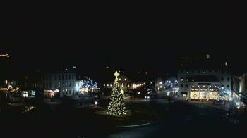 Weather camera view of Blue and Gray Bar and Grill.