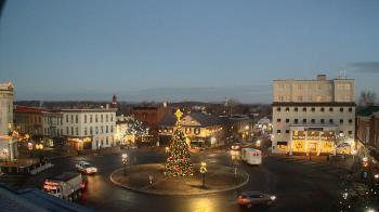 Weather camera view of Blue and Gray Bar and Grill.