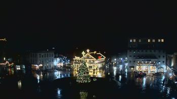 Weather camera view of Blue and Gray Bar and Grill.