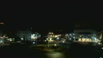 Weather camera view of Blue and Gray Bar and Grill.