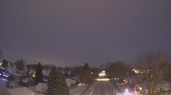 Weather camera view of Sibley East Middle and High School.