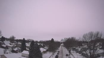 Weather camera view of Sibley East Middle and High School.