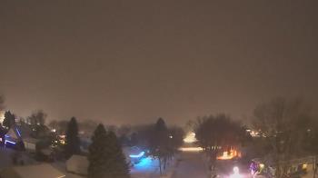 Weather camera view of Sibley East Middle and High School.