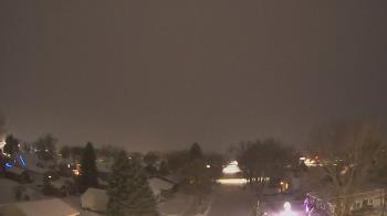 Weather camera view of Sibley East Middle and High School.