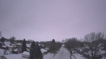 Weather camera view of Sibley East Middle and High School.