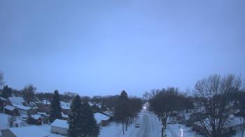 Weather camera view of Sibley East Middle and High School.