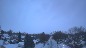 Weather camera view of Sibley East Middle and High School.