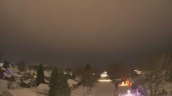 Weather camera view of Sibley East Middle and High School.