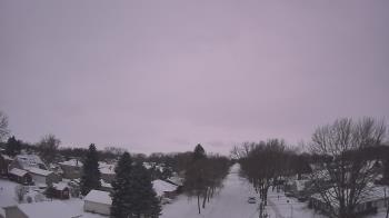 Weather camera view of Sibley East Middle and High School.