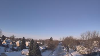 Weather camera view of Sibley East Middle and High School.