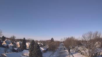 Weather camera view of Sibley East Middle and High School.