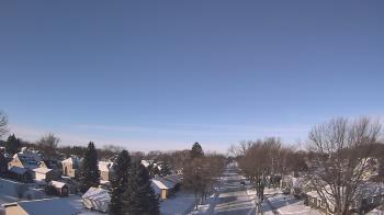 Weather camera view of Sibley East Middle and High School.