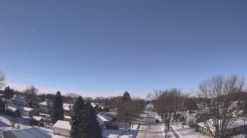 Weather camera view of Sibley East Middle and High School.