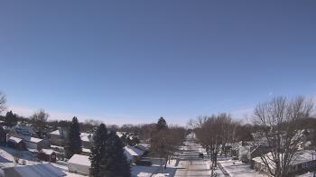 Weather camera view of Sibley East Middle and High School.