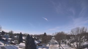 Weather camera view of Sibley East Middle and High School.
