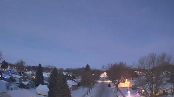 Weather camera view of Sibley East Middle and High School.