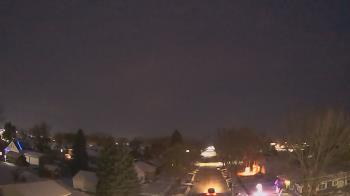 Weather camera view of Sibley East Middle and High School.