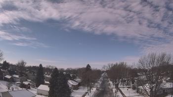 Weather camera view of Sibley East Middle and High School.